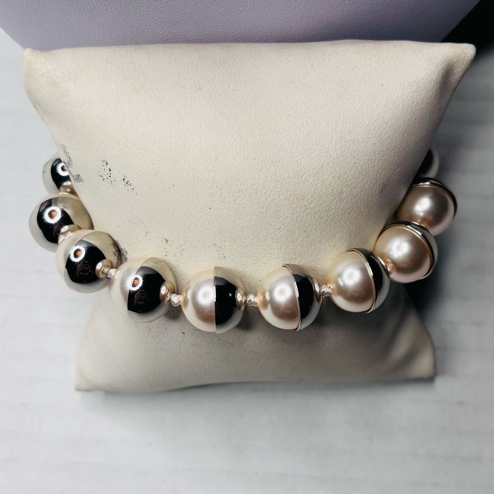 LOLA AND GRACE Atlantic All-Around Bracelet